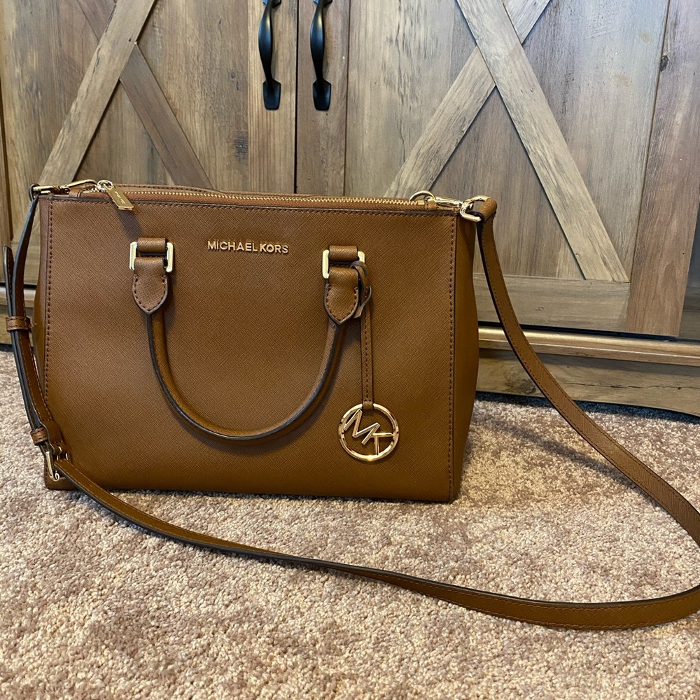 Michael Kors Crossbody